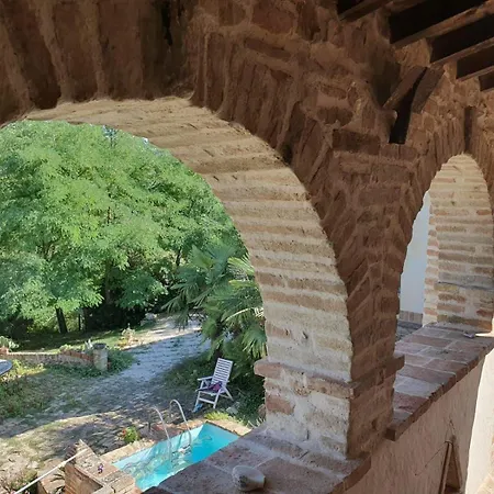 Antico-borgo-le-torricelle-grosses-haus