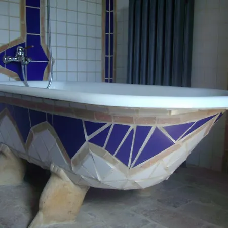 Antico-borgo-le-torricelle-grosses-haus * Piandimeleto